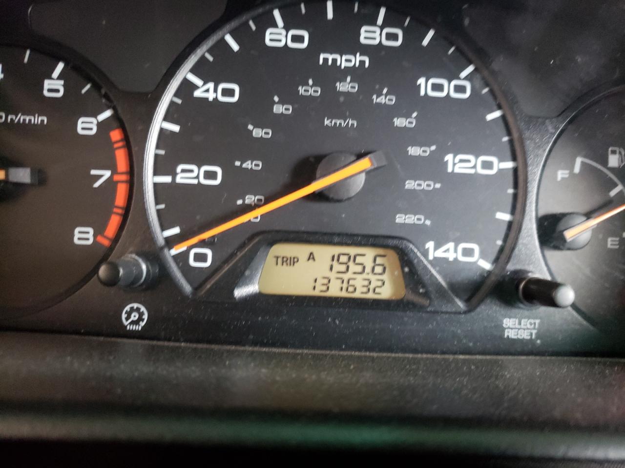 Photo 12 from auction – 2004 HONDA ODYSSEY LX with VIN 5FNRL18544B143786