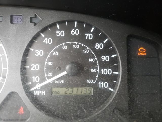 Photo 8 from auction – 2001 TOYOTA COROLLA CE with VIN 2T1BR12E81C415619