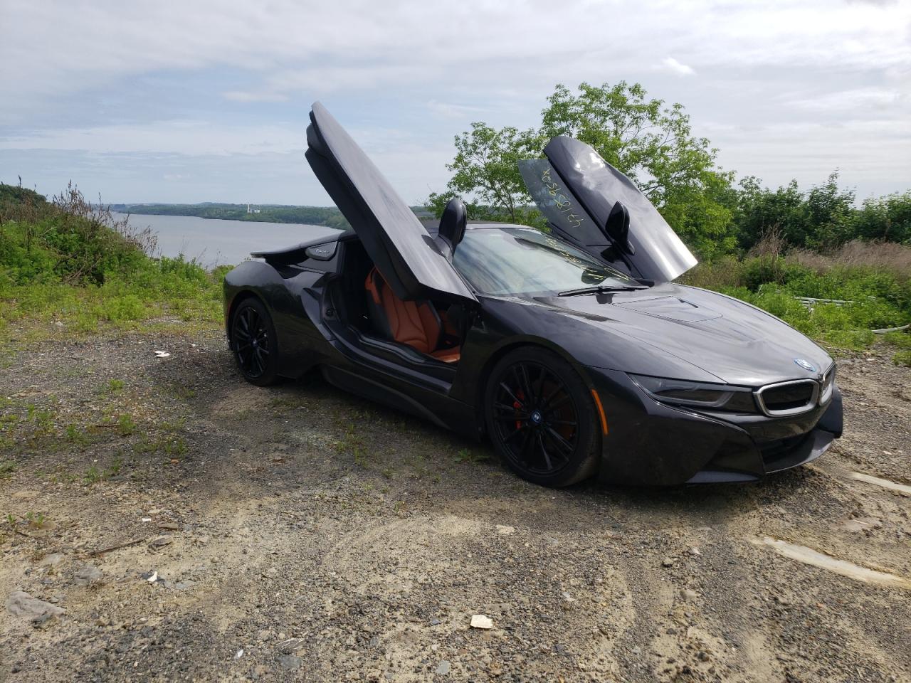 Photo 18 from auction – 2019 BMW I8 with VIN WBY2Z6C5XKVB82953