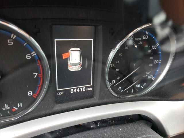 Photo 8 from auction – 2018 TOYOTA RAV4 LIMIT with VIN JTMDFREV9JD232521