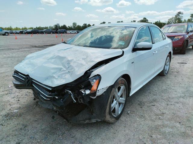 Photo 2 from auction – 2015 VOLKSWAGEN PASSAT S with VIN 1VWAT7A37FC102722