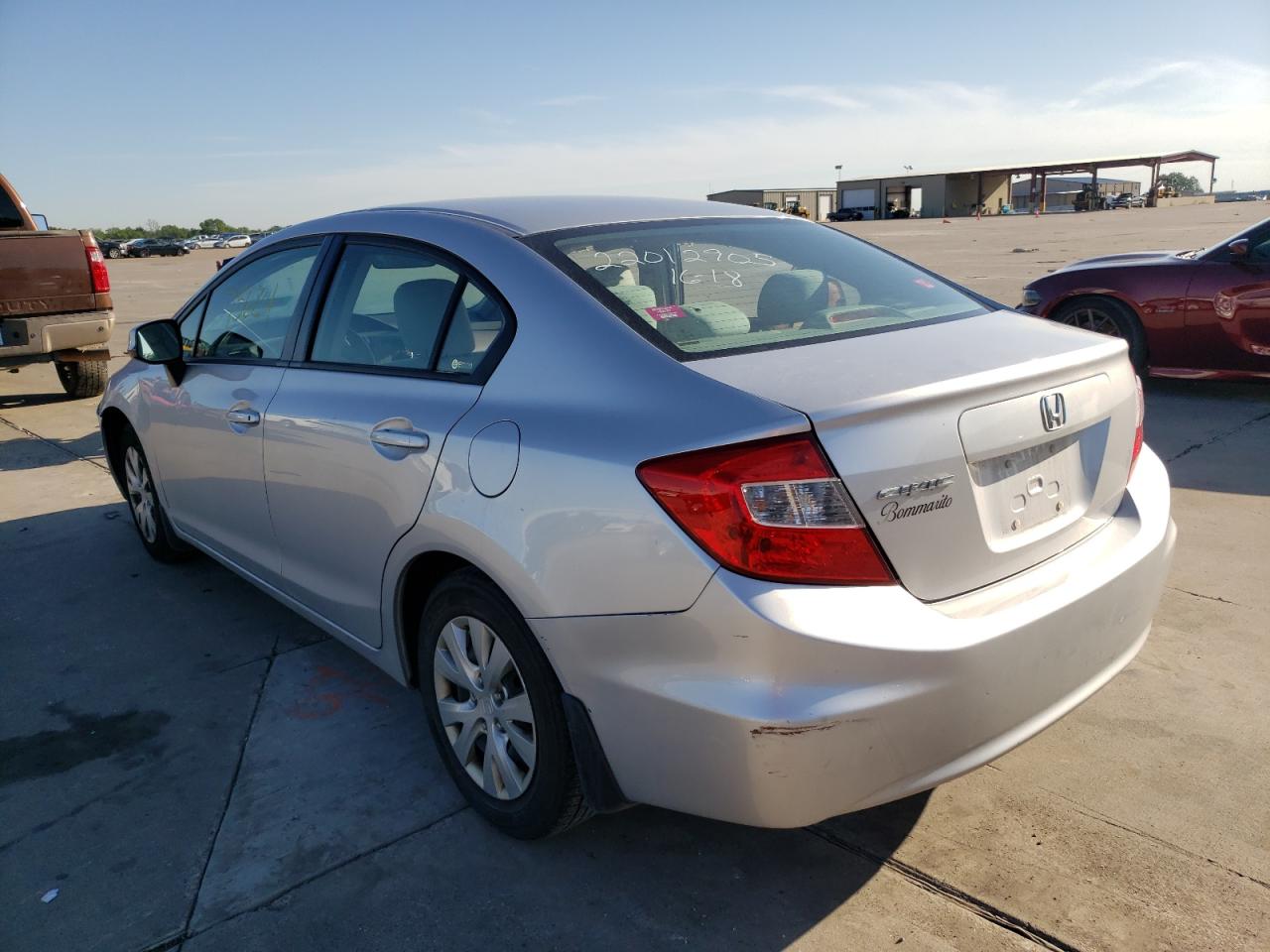 Photo 16 from auction – 2012 HONDA CIVIC LX with VIN 2HGFB2F54CH301889
