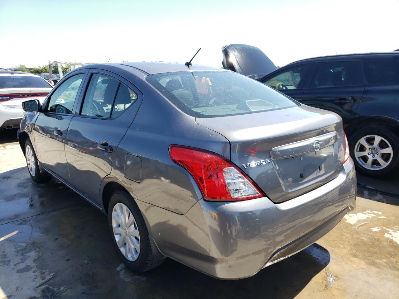 Photo 3 from auction – 2019 NISSAN VERSA S with VIN 3N1CN7AP1KL836783