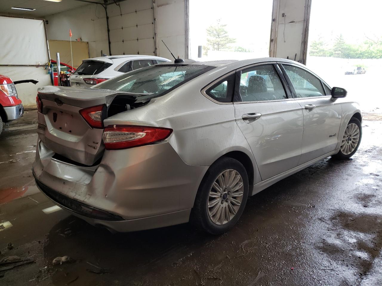 Photo 4 from auction – 2013 FORD FUSION SE with VIN 3FA6P0LU6DR387962