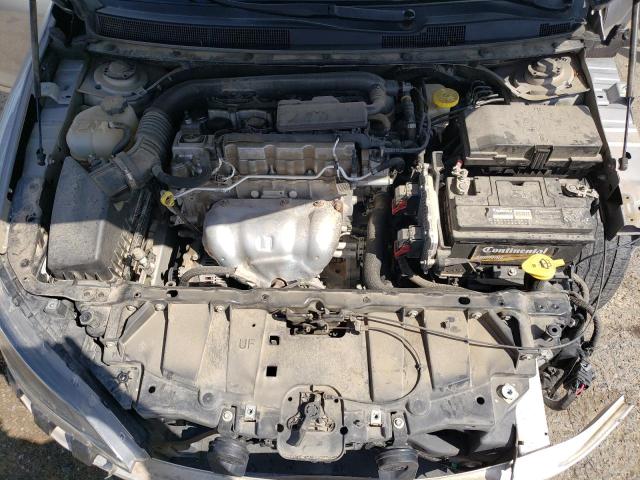 Photo 7 from auction – 2015 CHRYSLER 200 LX with VIN 1C3CCCFB3FN588832