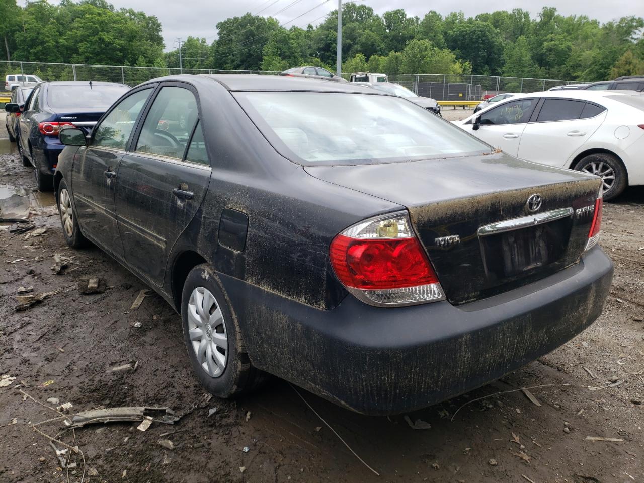 Photo 16 from auction – 2005 TOYOTA CAMRY LE with VIN 4T1BE30K25U615397