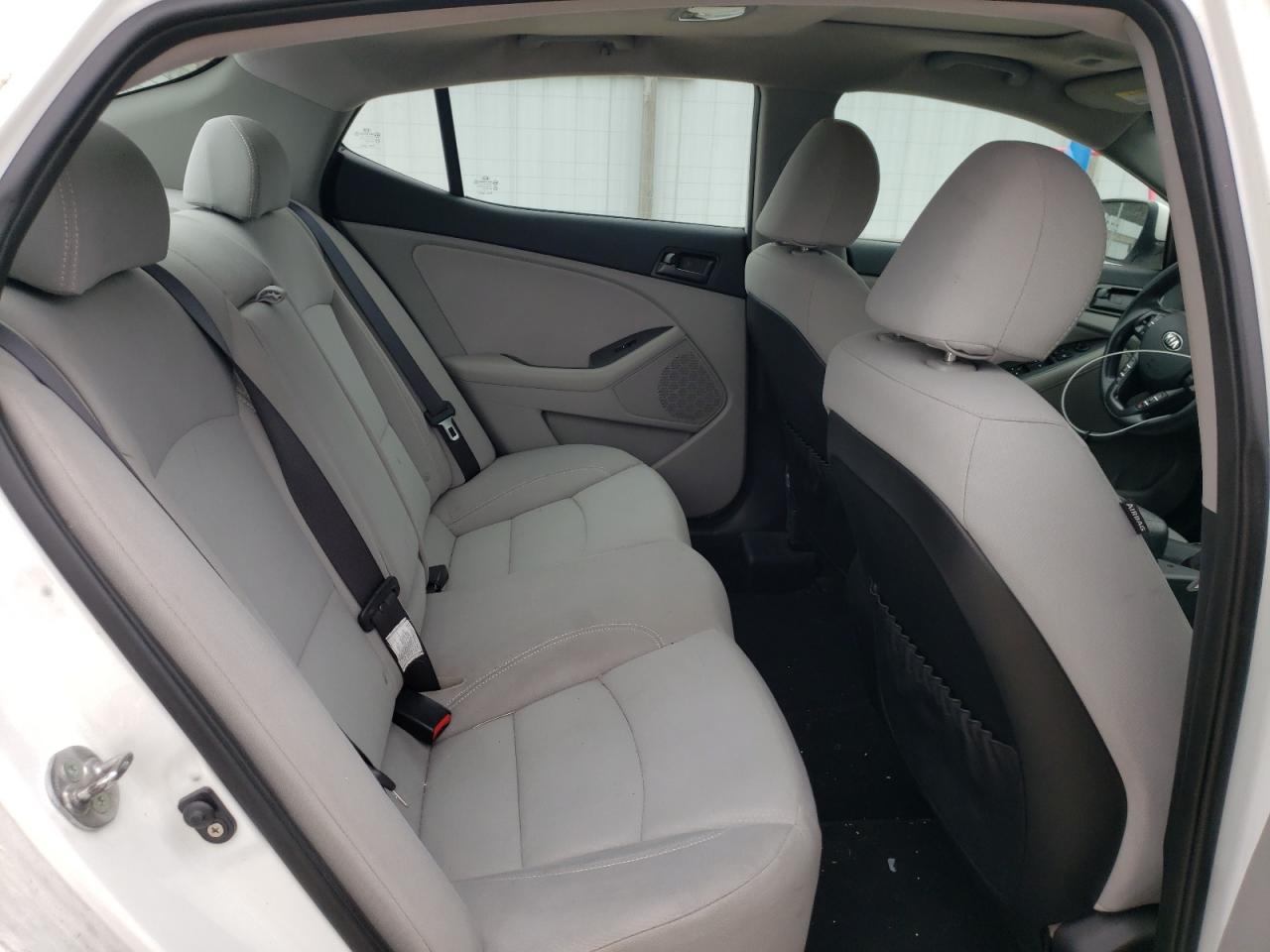 Photo 6 from auction – 2013 KIA OPTIMA LX with VIN KNAGM4A76D5405887