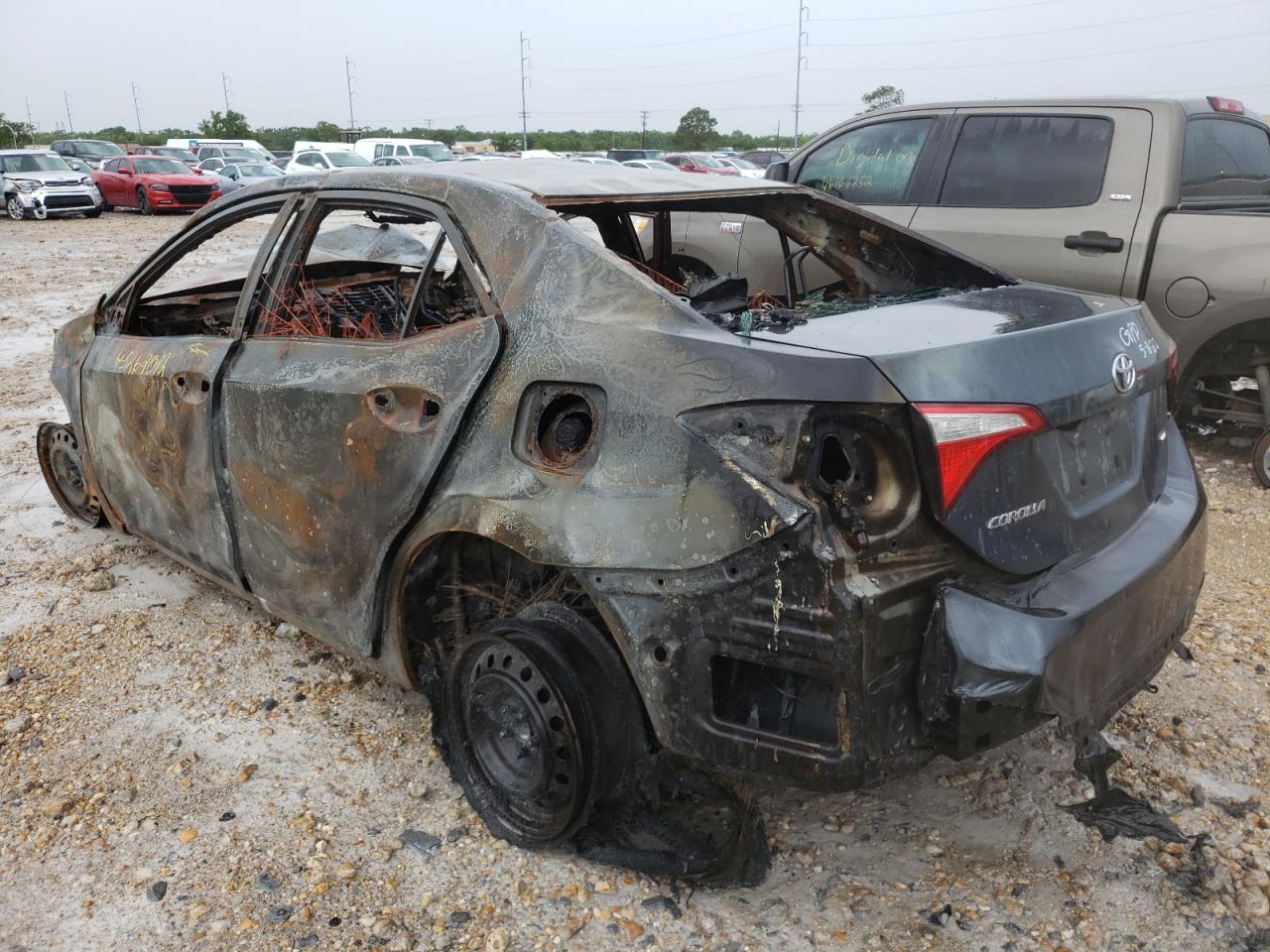 Photo 3 from auction – 2015 TOYOTA COROLLA L with VIN 5YFBURHE3FP225674