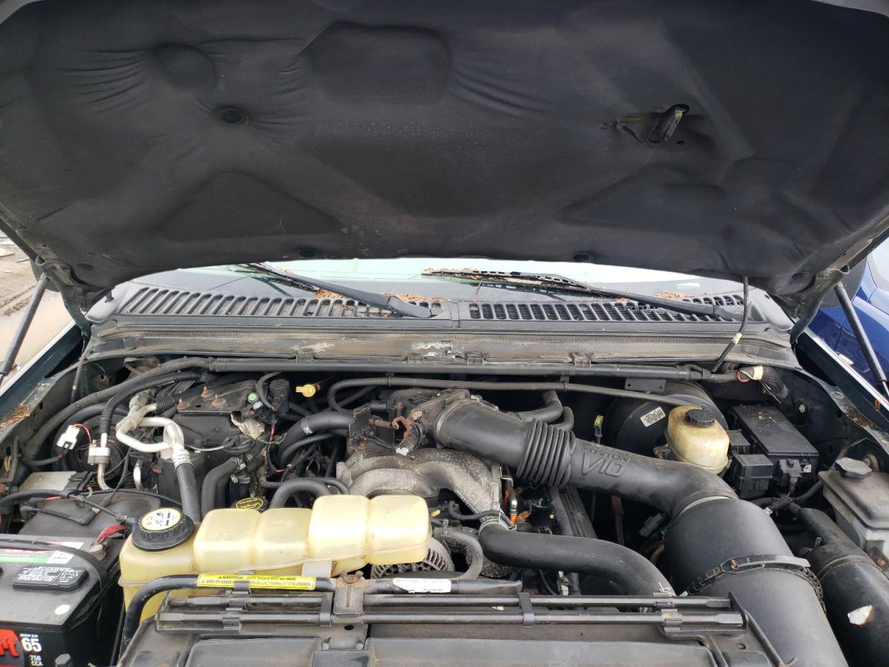 Photo 7 from auction – 2001 FORD EXCURSION with VIN 1FMNU43S11EC46280
