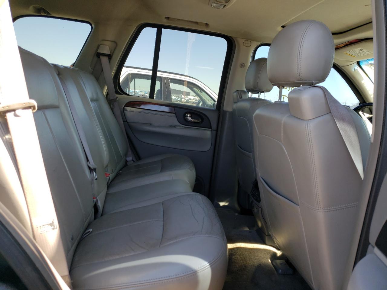 Photo 6 from auction – 2005 GMC ENVOY with VIN 1GKDT13S452354146