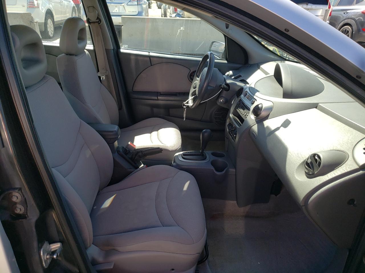 Photo 5 from auction – 2004 SATURN ION LEVEL with VIN 1G8AJ52FX4Z185024