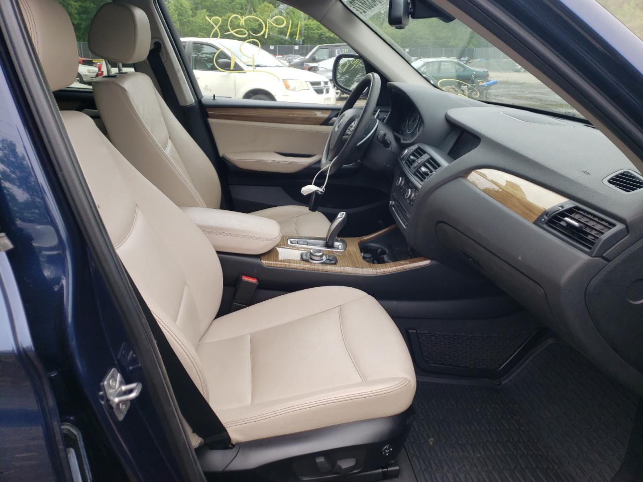 Photo 5 from auction – 2011 BMW X3 XDRIVE2 with VIN 5UXWX5C58BLW14319
