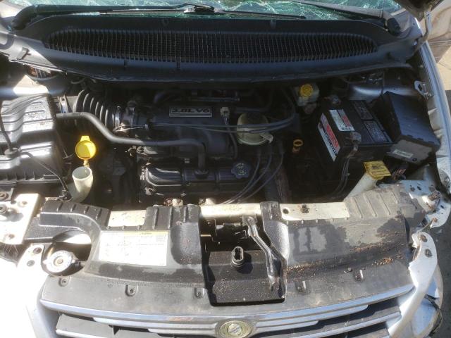 Photo 7 from auction – 2005 CHRYSLER TOWN & COU with VIN 2C8GP64L15R173006