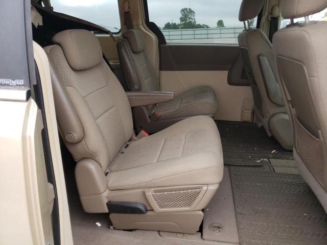 Photo 6 from auction – 2010 CHRYSLER TOWN & COU with VIN 2A4RR4DE7AR226421