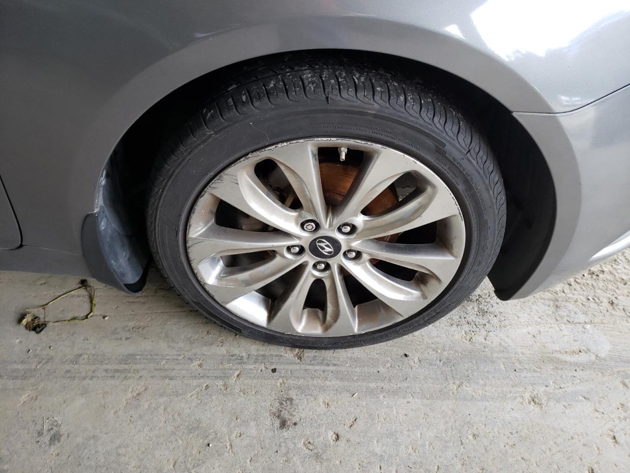 Photo 9 from auction – 2013 HYUNDAI SONATA SE with VIN 5NPEC4AB7DH559025