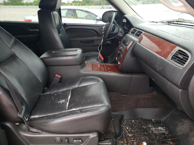 Photo 5 from auction – 2011 CHEVROLET AVALANCHE with VIN 3GNTKGE33BG390813
