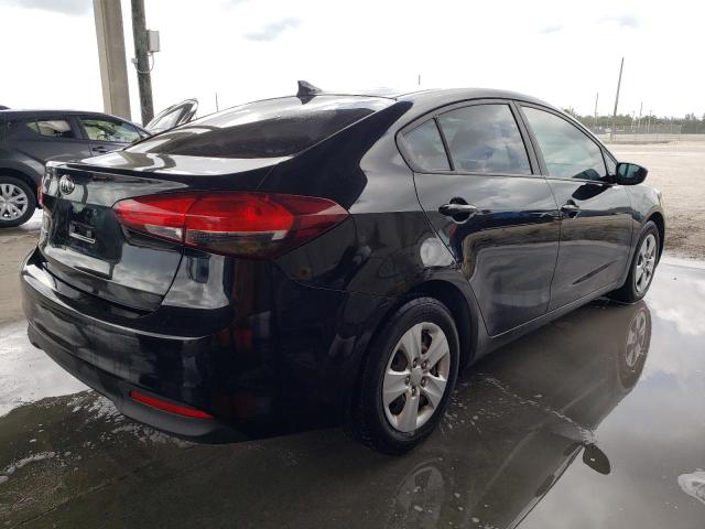Photo 4 from auction – 2017 KIA FORTE LX with VIN 3KPFK4A79HE082627