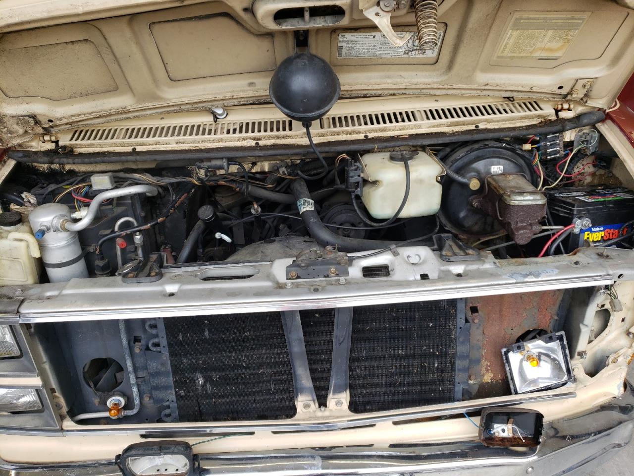Photo 7 from auction – 1984 CHEVROLET G20 with VIN 1GBEG25H9E7209946