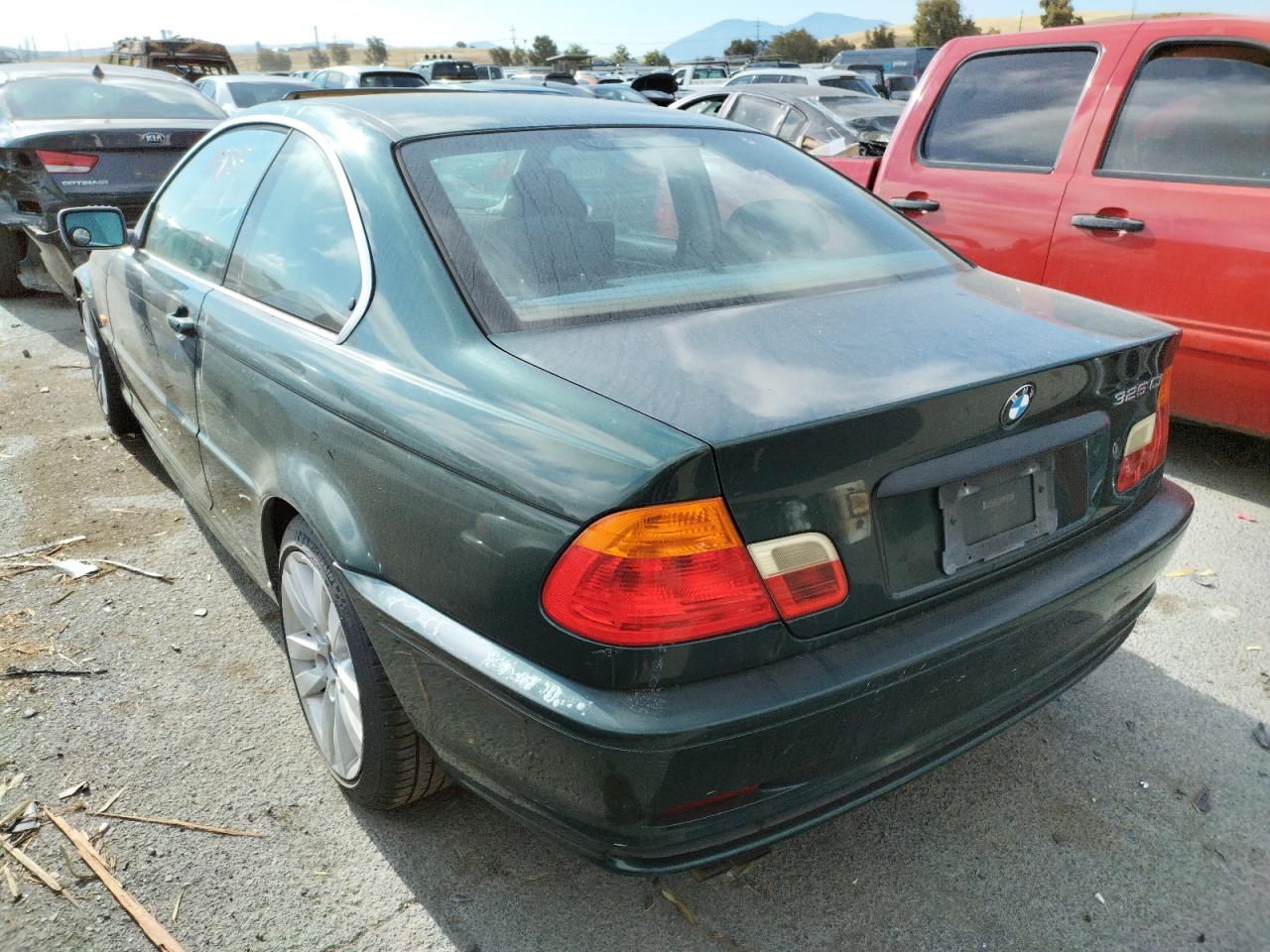 Photo 3 from auction – 2001 BMW 325 CI with VIN WBABN33481JW54294