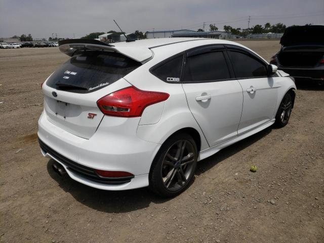 Photo 4 from auction – 2017 FORD FOCUS ST with VIN 1FADP3L93HL223092