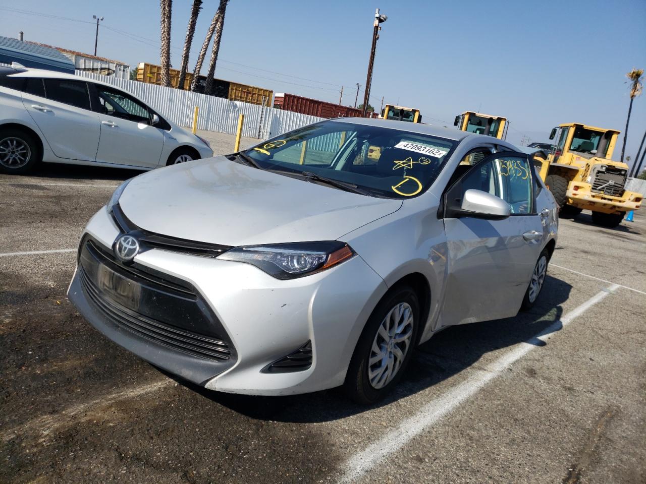 Photo 2 from auction – 2017 TOYOTA COROLLA L with VIN 5YFBURHE6HP723967