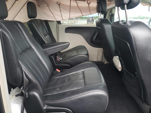 Photo 6 from auction – 2014 CHRYSLER TOWN & COU with VIN 2C4RC1BG0ER165686