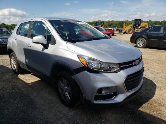 CHEVROLET TRAX LS 2017 with VIN 3GNCJNSB5HL133722 - Photo from auction