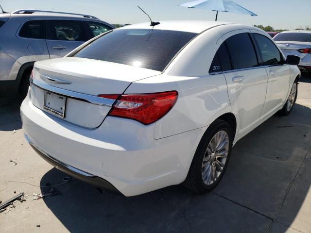 Photo 4 from auction – 2013 CHRYSLER 200 LX with VIN 1C3CCBAB0DN671097