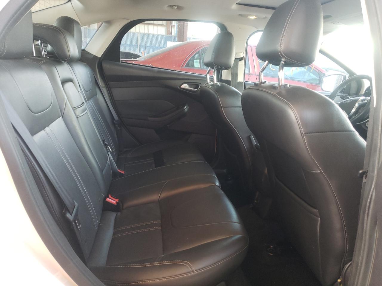 Photo 6 from auction – 2012 FORD FOCUS SEL with VIN 1FAHP3H24CL239520