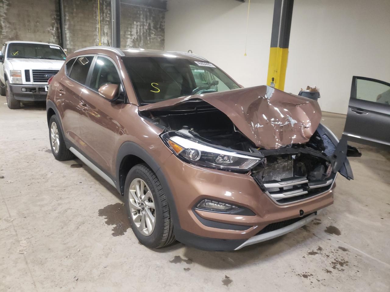 Photo 1 from auction – 2017 HYUNDAI TUCSON LIM with VIN KM8J3CA24HU577949