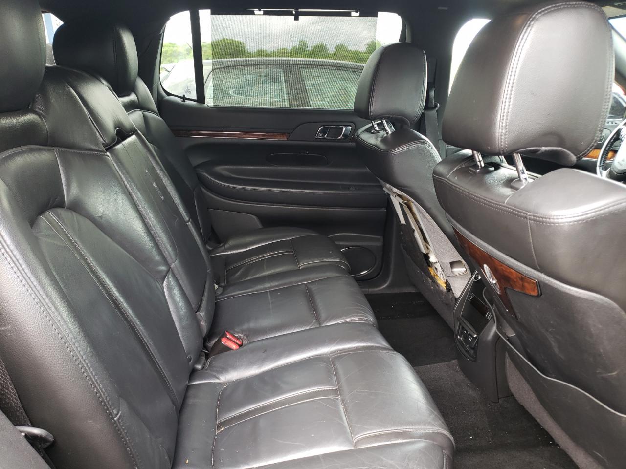 Photo 6 from auction – 2013 LINCOLN MKT with VIN 2LMHJ5NK7DBL55128