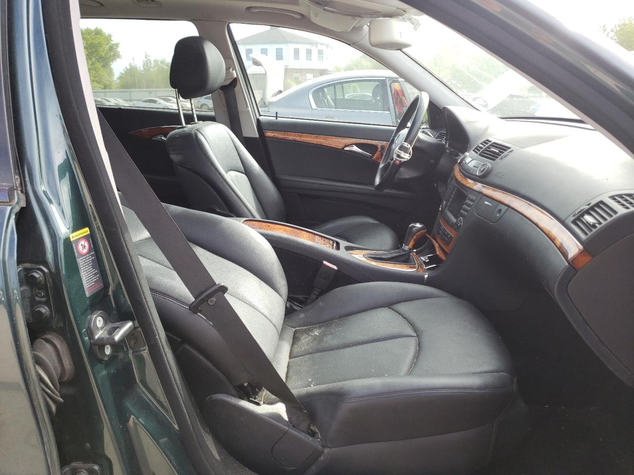 Photo 5 from auction – 2008 MERCEDES-BENZ E-CLASS with VIN WDBUH87X27X214435