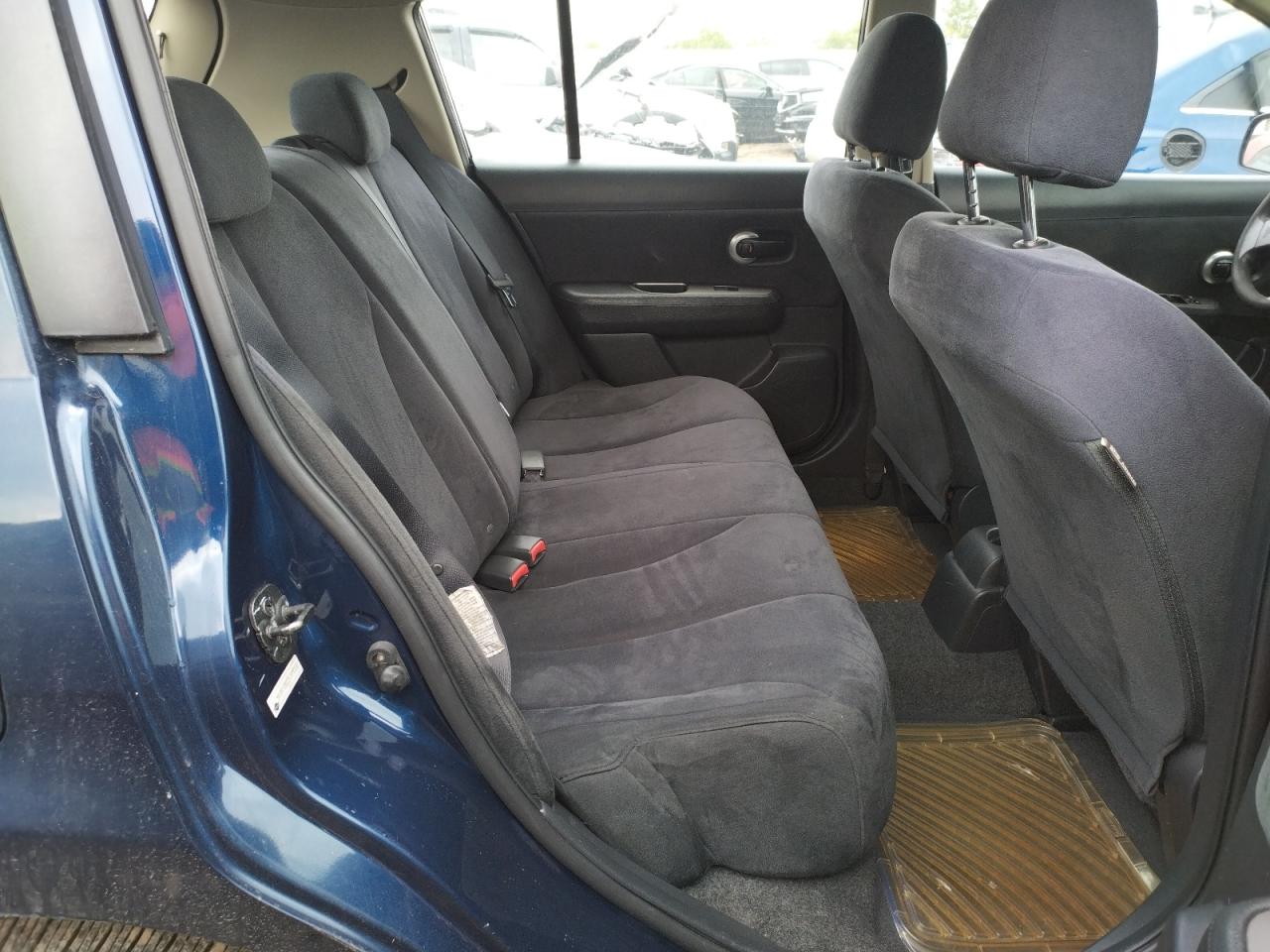 صورة رقم 14 من المزاد - 2007 NISSAN VERSA S مع VIN 3N1BC13E27L449368
