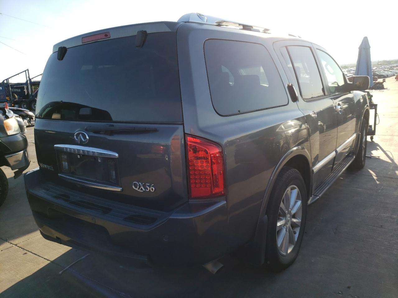 Photo 17 from auction – 2008 INFINITI QX56 with VIN 5N3AA08D78N908052