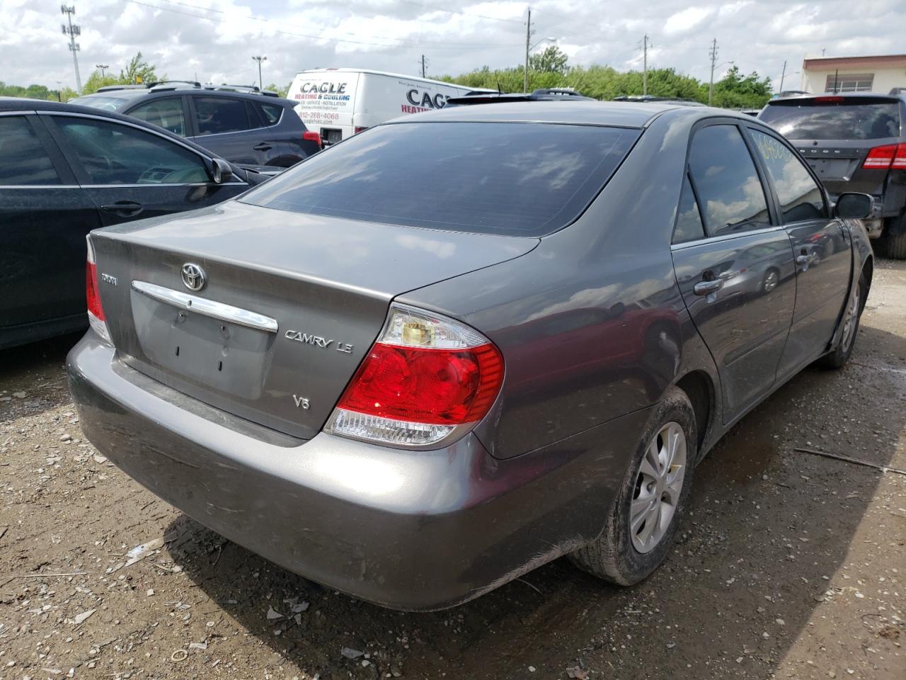 Photo 4 from auction – 2005 TOYOTA CAMRY LE with VIN 4T1BF32K95U610806