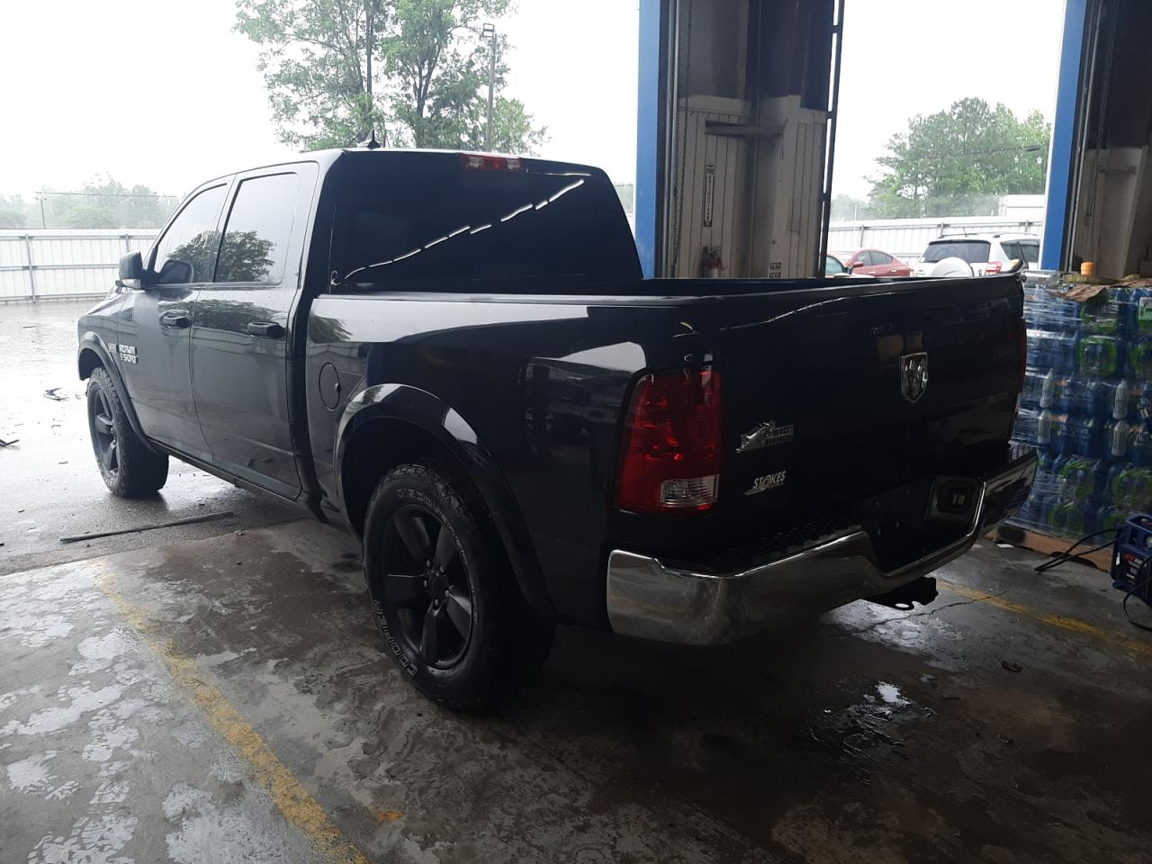 Photo 3 from auction – 2015 RAM 1500 SLT with VIN 1C6RR6LT4FS639931