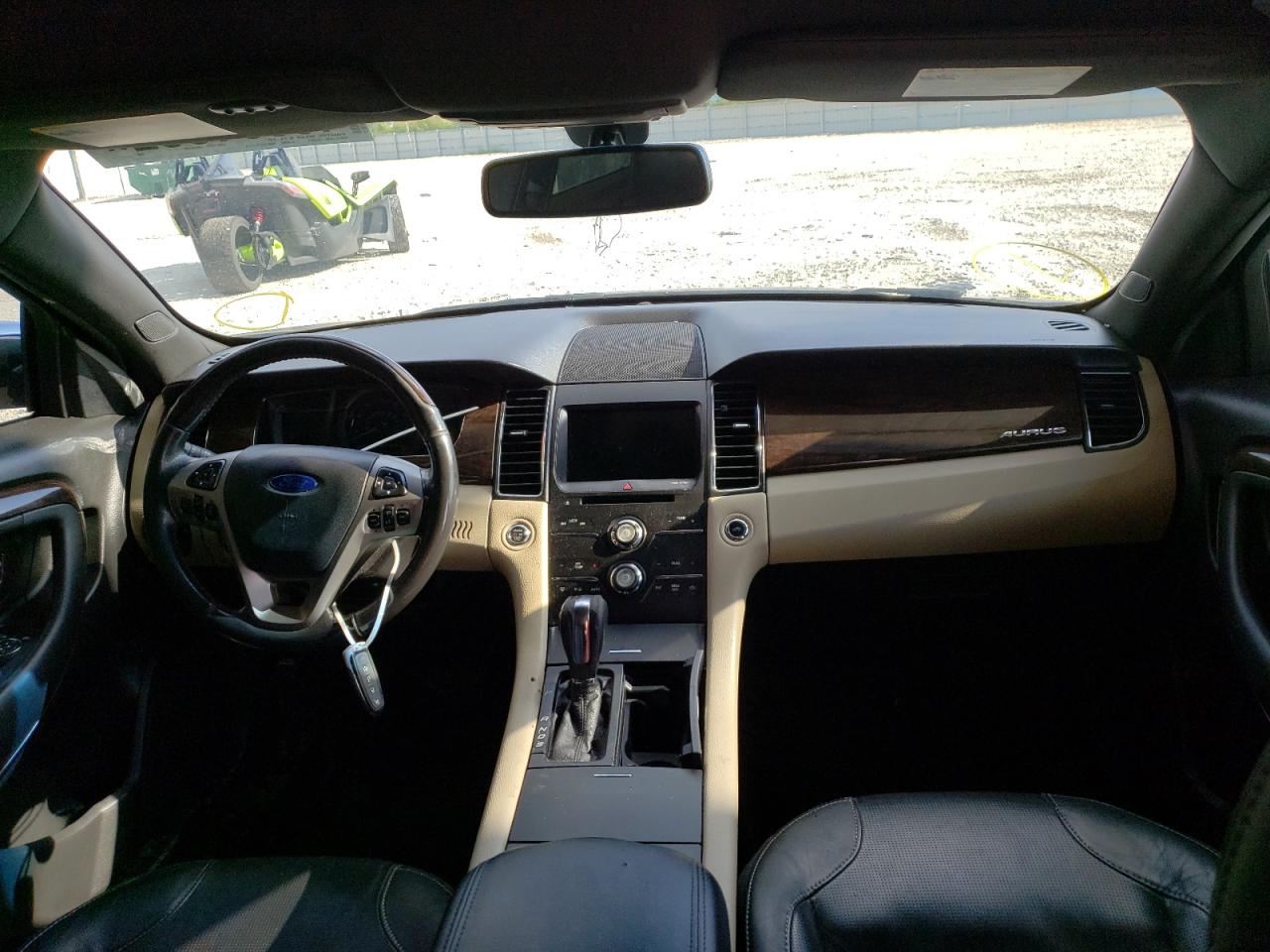 Photo 9 from auction – 2014 FORD TAURUS LIM with VIN 1FAHP2F81EG115525