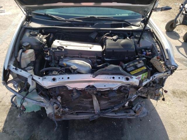 Photo 7 from auction – 2002 TOYOTA CAMRY LE with VIN JTDBE32K320060402
