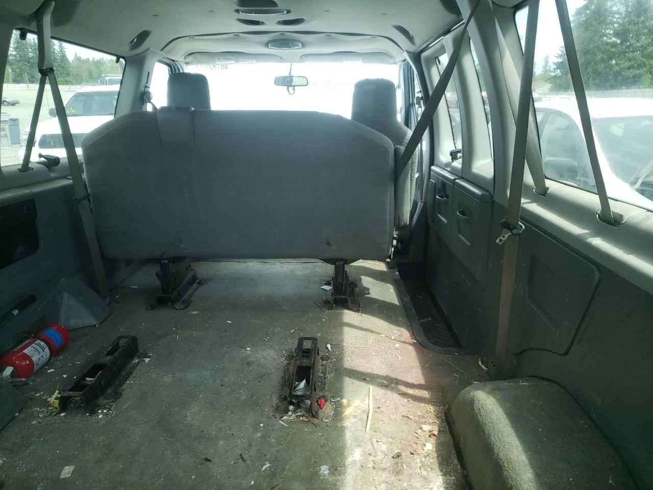 Photo 6 from auction – 2013 FORD ECONOLINE with VIN 1FBNE3BL0DDA99115