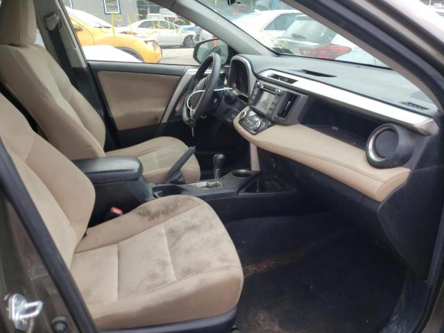 Photo 5 from auction – 2015 TOYOTA RAV4 XLE with VIN JTMRFREV0FD127704