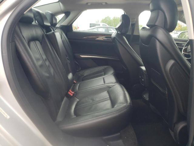 Photo 6 from auction – 2016 LINCOLN MKZ with VIN 3LN6L2JK2GR617418