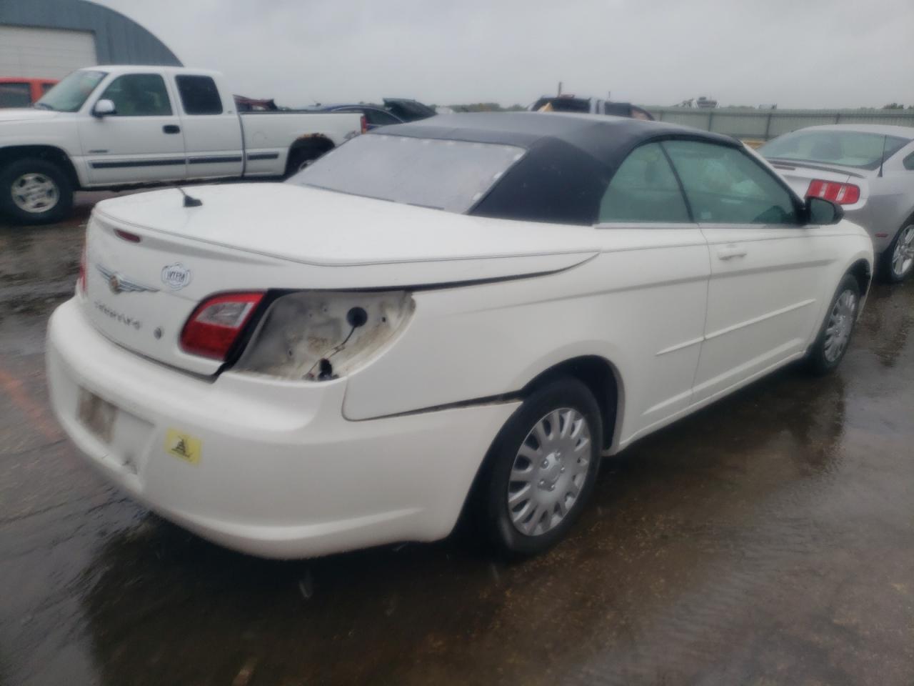Photo 4 from auction – 2008 CHRYSLER SEBRING with VIN 1C3LC45K18N675056