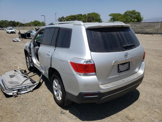 Photo 3 from auction – 2012 TOYOTA HIGHLANDER with VIN 5TDZA3EH3CS021821
