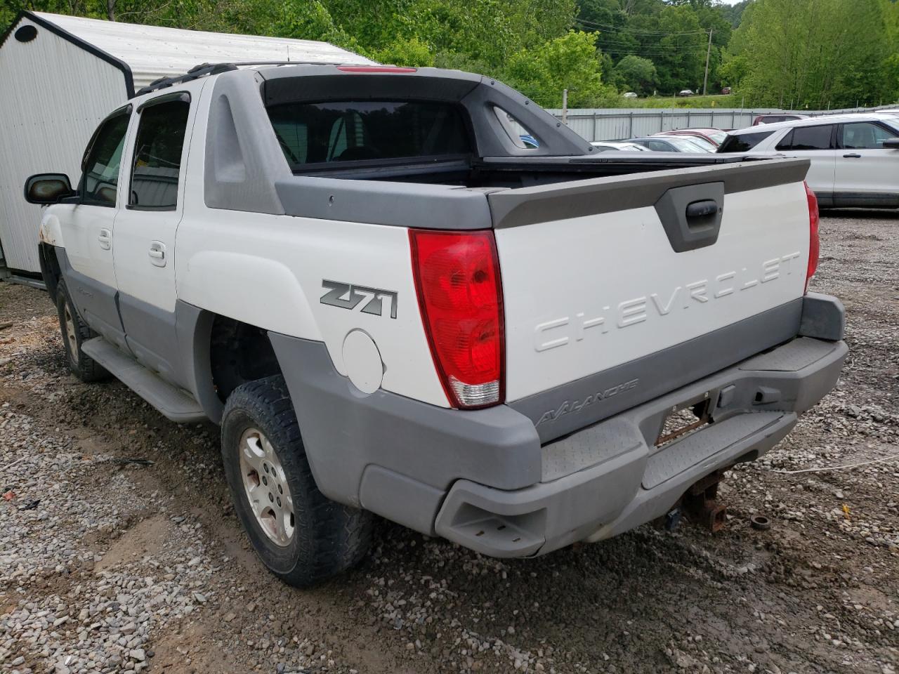 Photo 3 from auction – 2002 CHEVROLET AVALANCHE with VIN 3GNEK13T22G124174