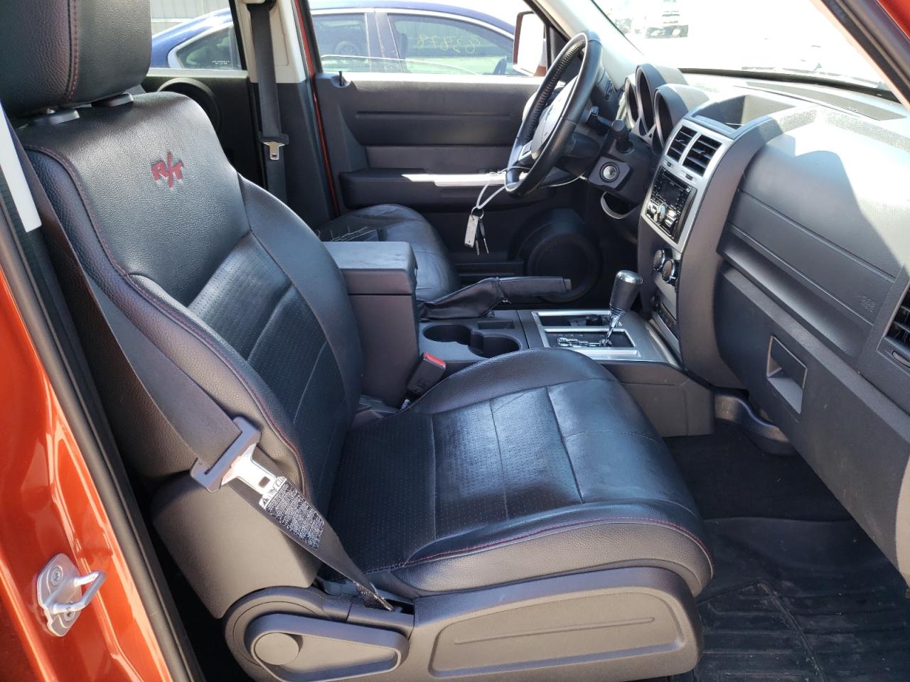 Photo 5 from auction – 2008 DODGE NITRO R/T with VIN 1D8GU58658W151712
