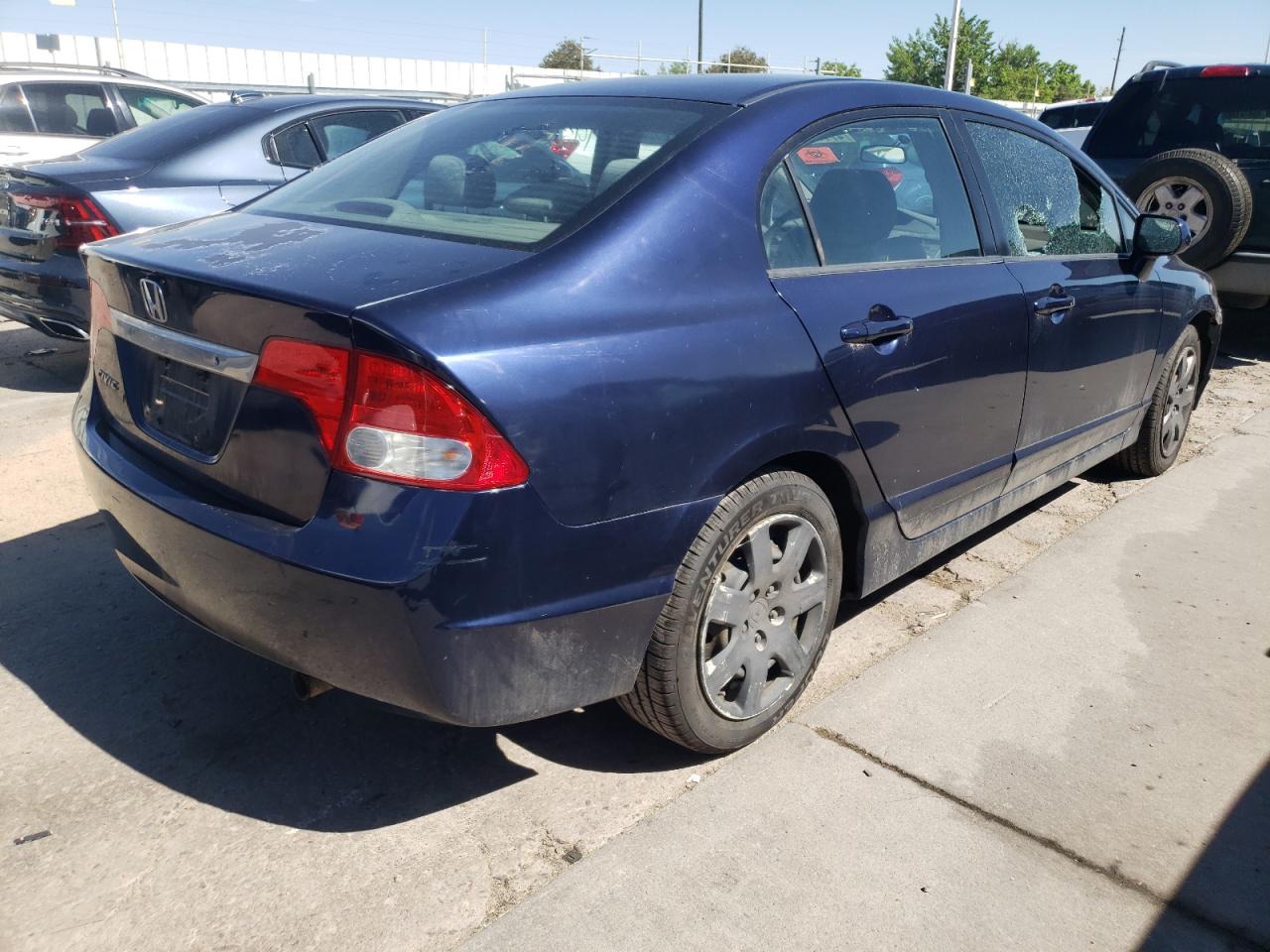 Photo 4 from auction – 2010 HONDA CIVIC LX with VIN 2HGFA1F50AH533576