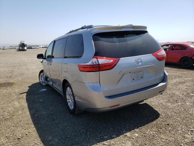 Photo 3 from auction – 2016 TOYOTA SIENNA XLE with VIN 5TDYK3DC4GS742153
