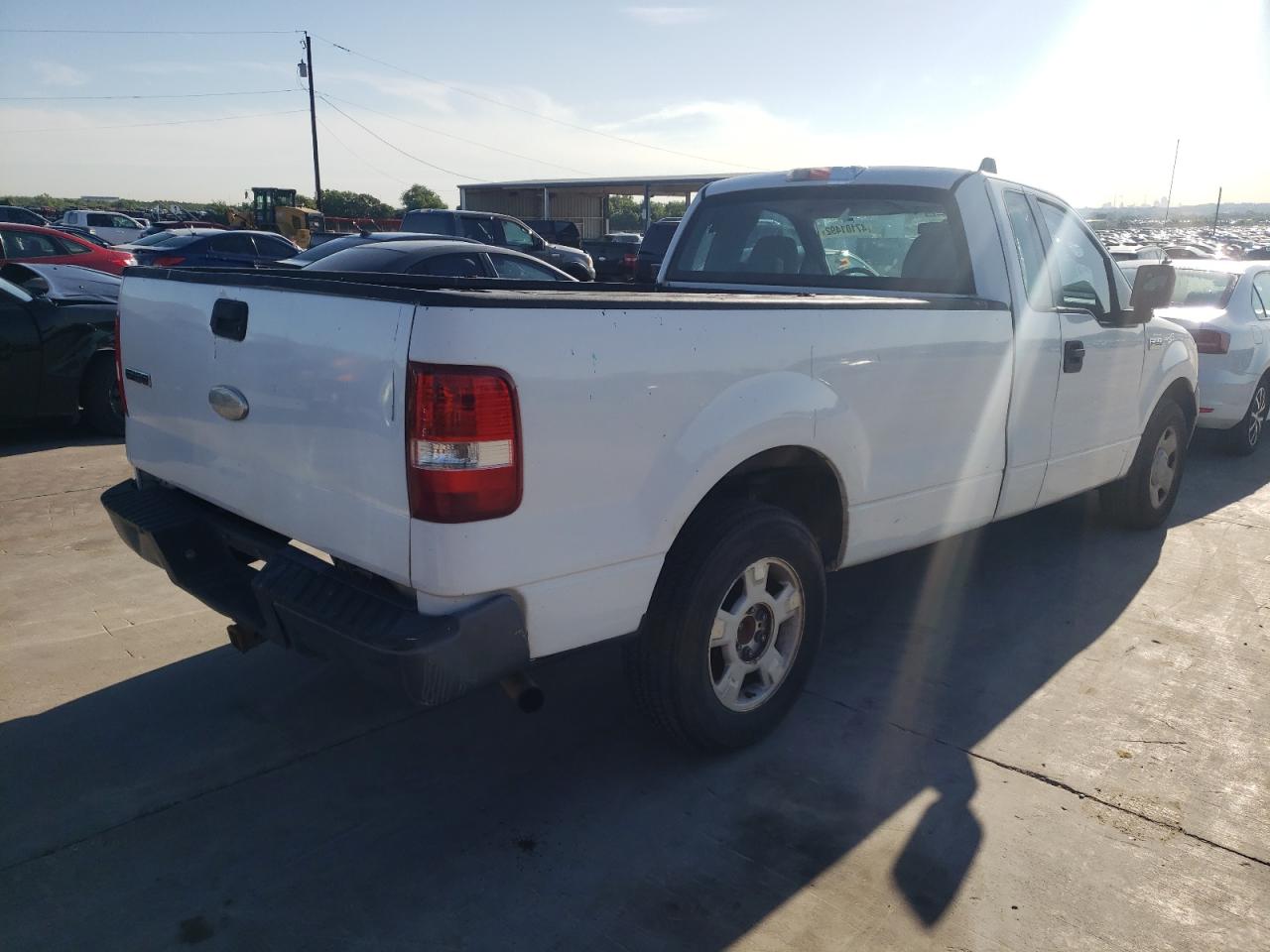 Photo 4 from auction – 2006 FORD F150 with VIN 1FTRF12206KD28557