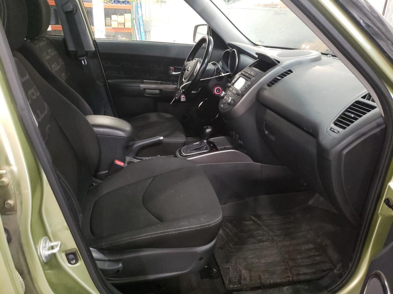 Photo 5 from auction – 2013 KIA SOUL + with VIN KNDJT2A6XD7549471