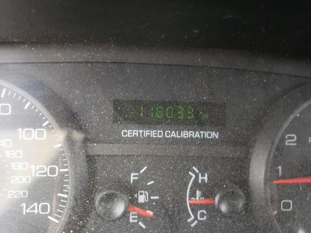 Photo 8 from auction – 2008 FORD CROWN VICT with VIN 2FAFP71V48X178103